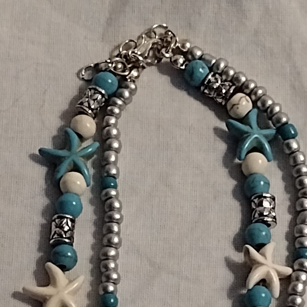 Starfish Charm Beaded Necklace - Blue and Silver - Picture 4 of 10